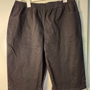 New Croft and Barrow  women's elastic waist capri/skimmers 2X